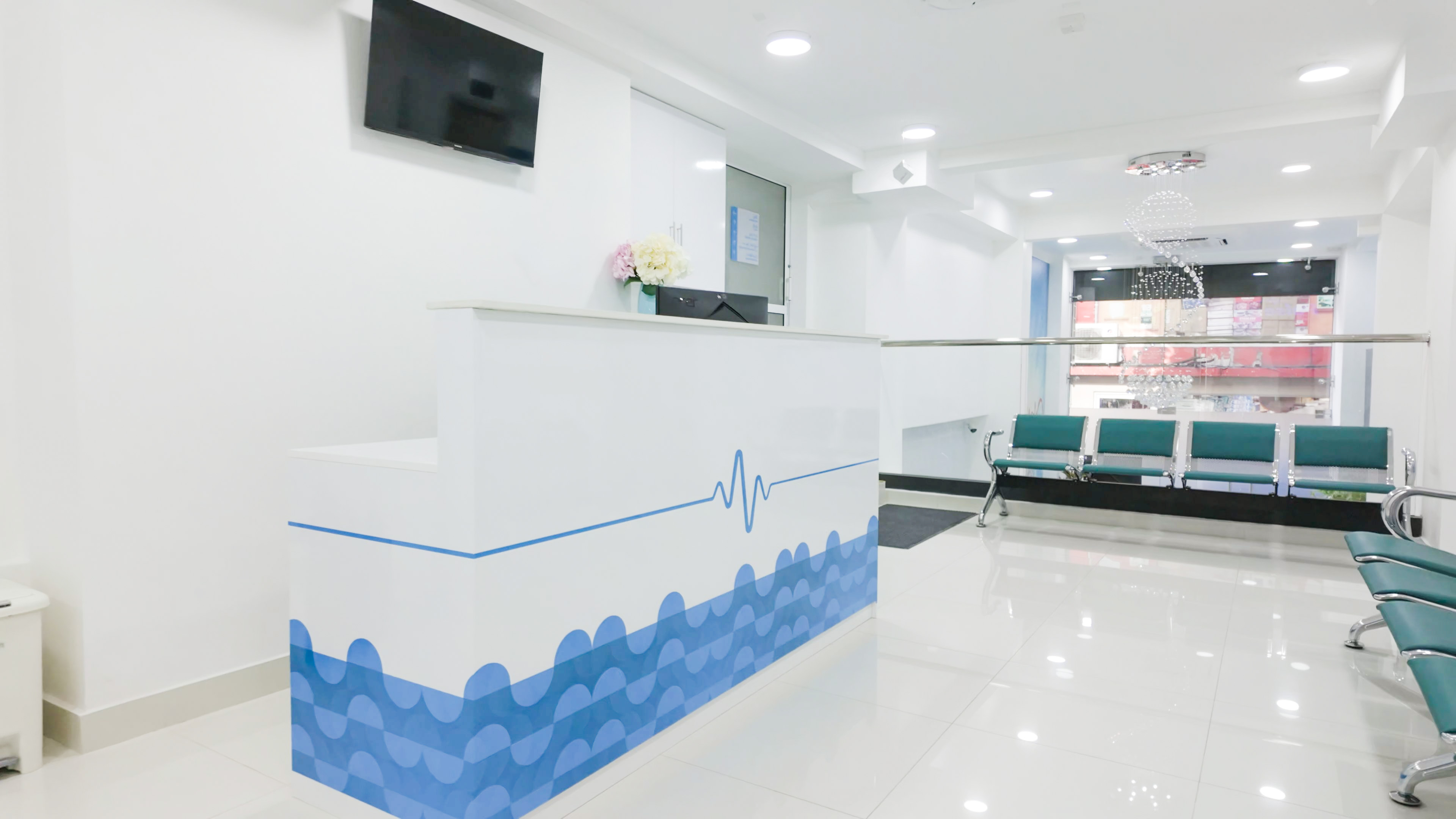 First Floor Counter